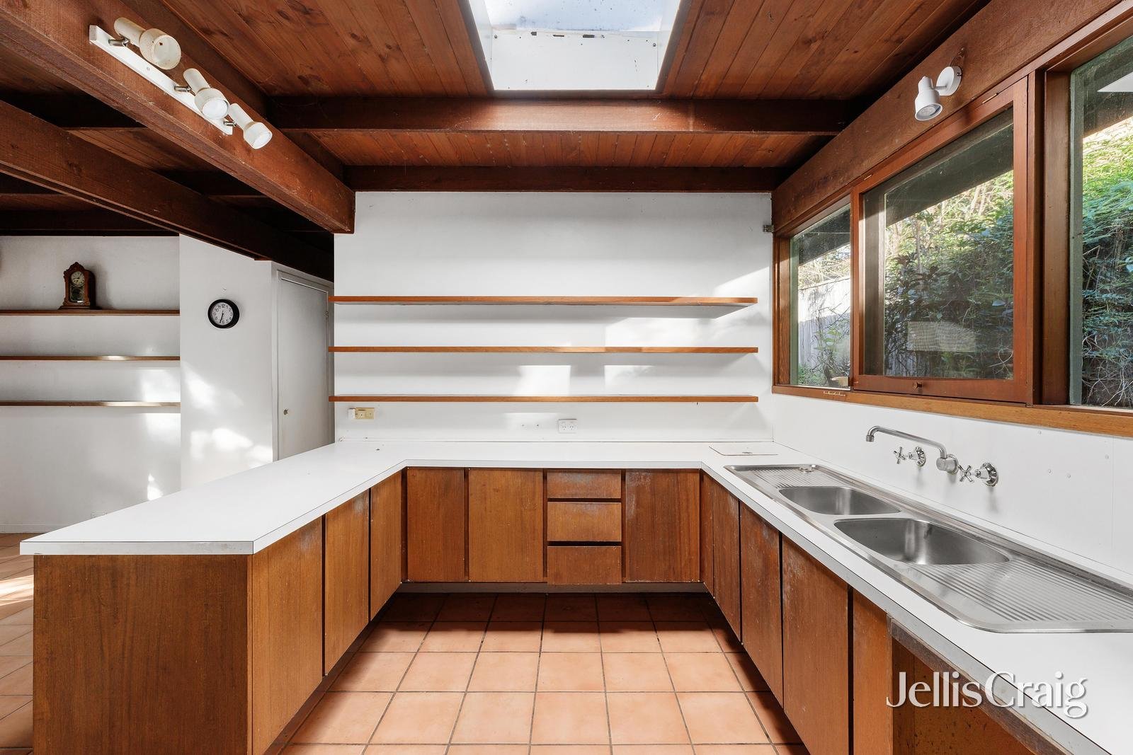 8 Von Nida Crescent, Rosanna image 5