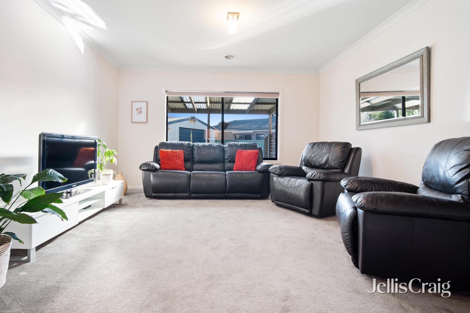 8 Waterside Close, Miners Rest image 17