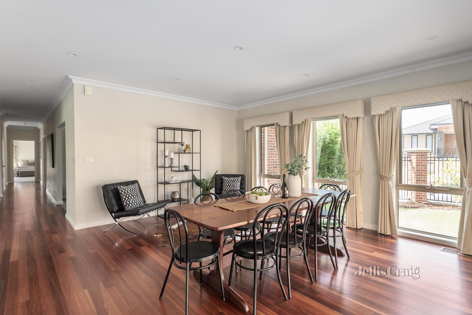 8 Wattlebird Court, Diamond Creek image 5