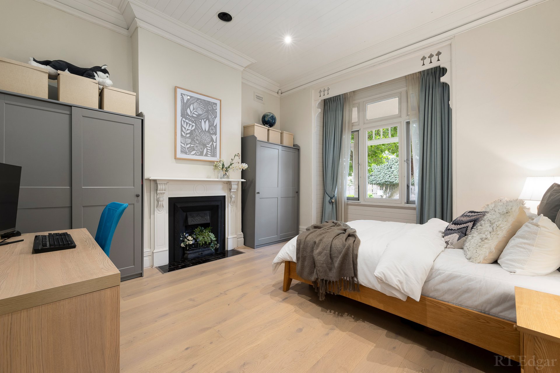 Property Gallery Thumbnail 9