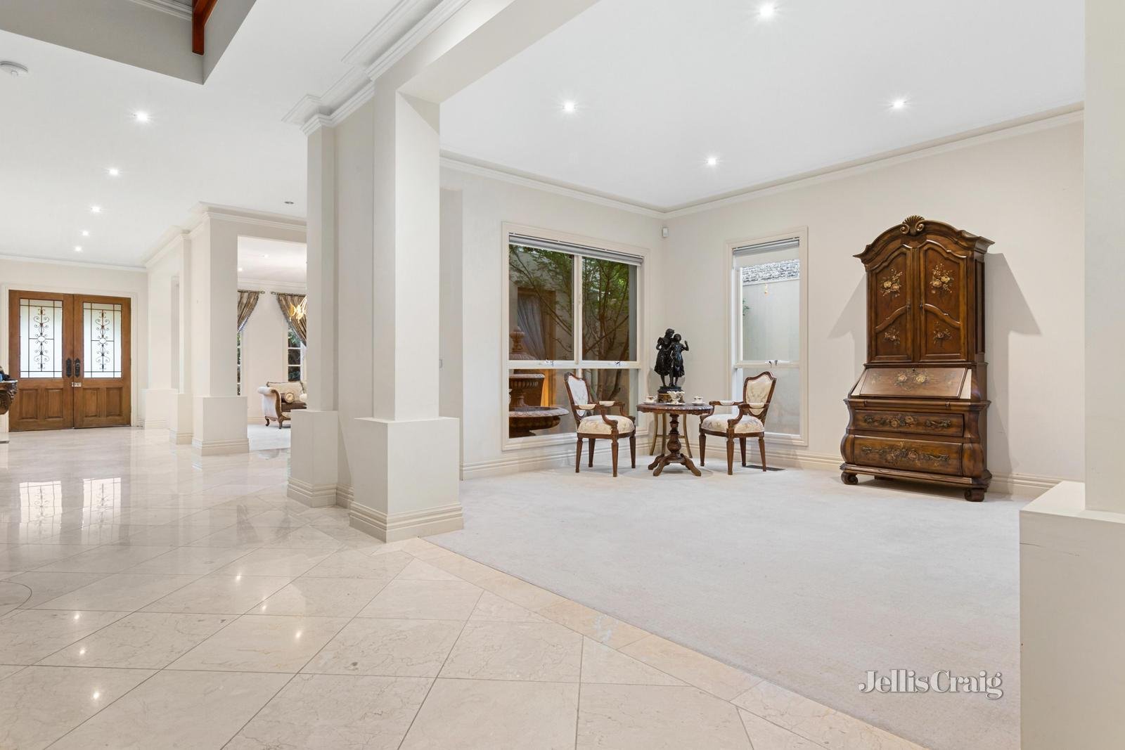 8 Wentworth Avenue, Canterbury image 6