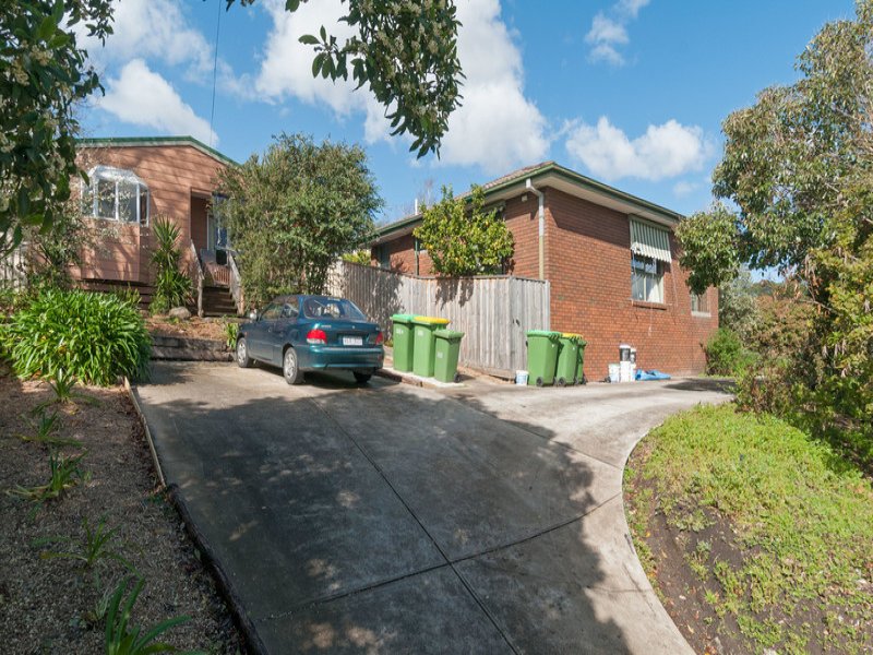 8 Westwood Pass, Chirnside Park image 2