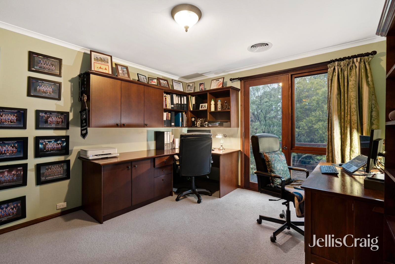 8 Whitefriars Way, Donvale image 12