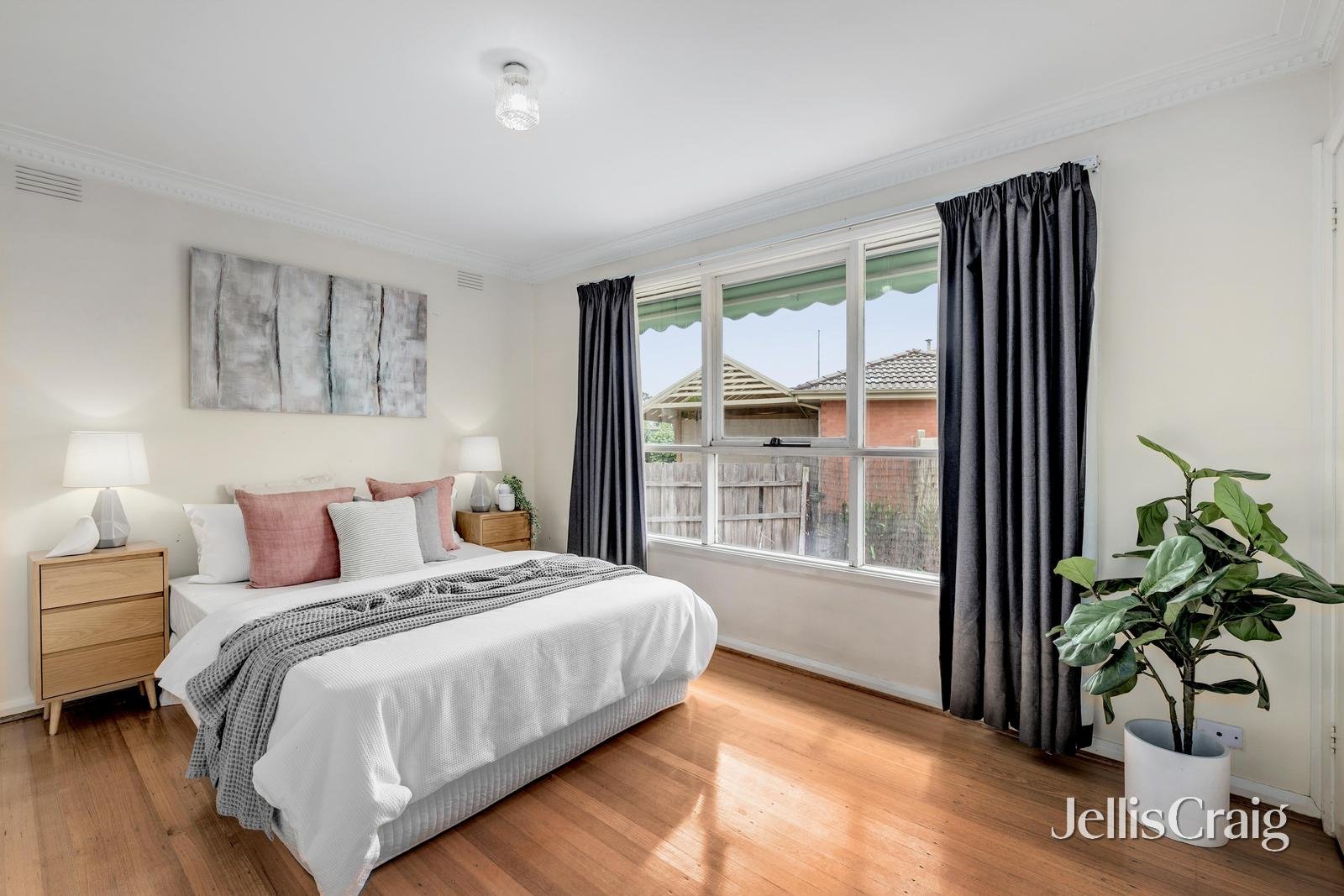 8 Whites Lane, Glen Waverley image 6