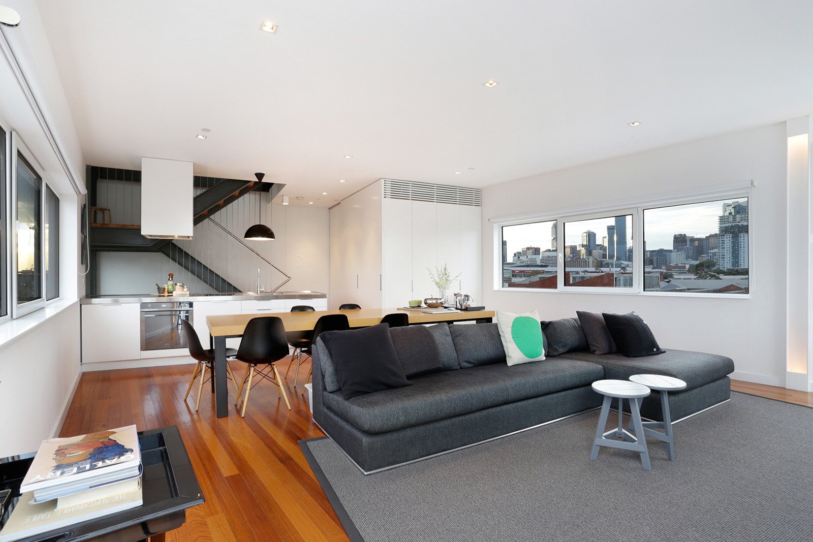 Property Gallery - Main Image