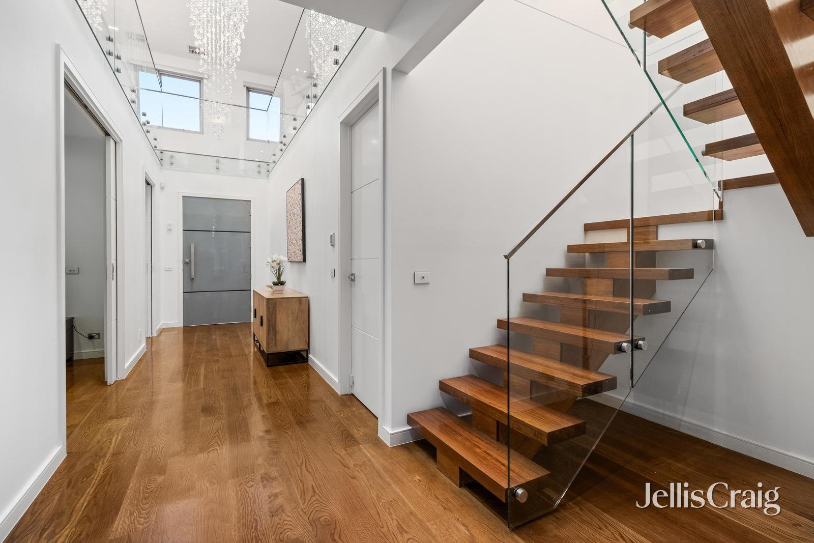 8 Winchester Road, Nunawading image 5