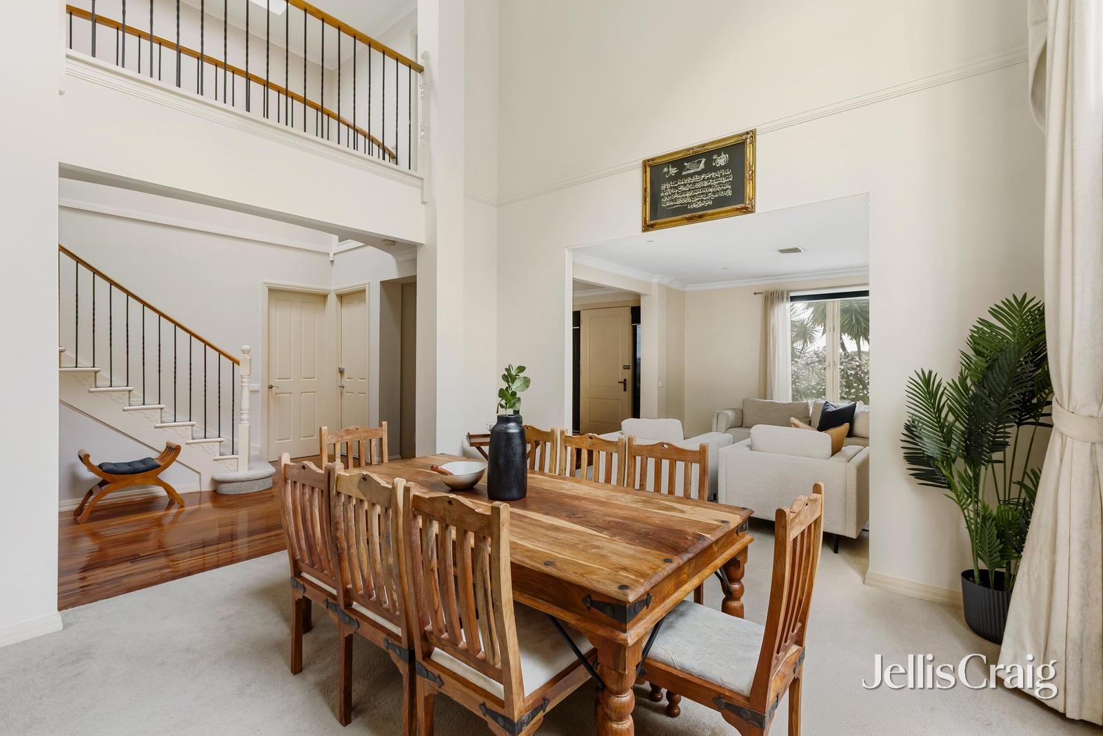 8 Wombat Court, Greensborough image 5