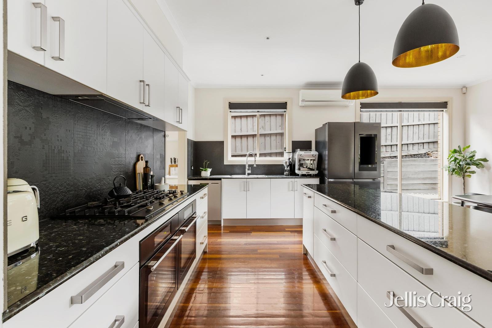 8 Wombat Court, Greensborough image 7