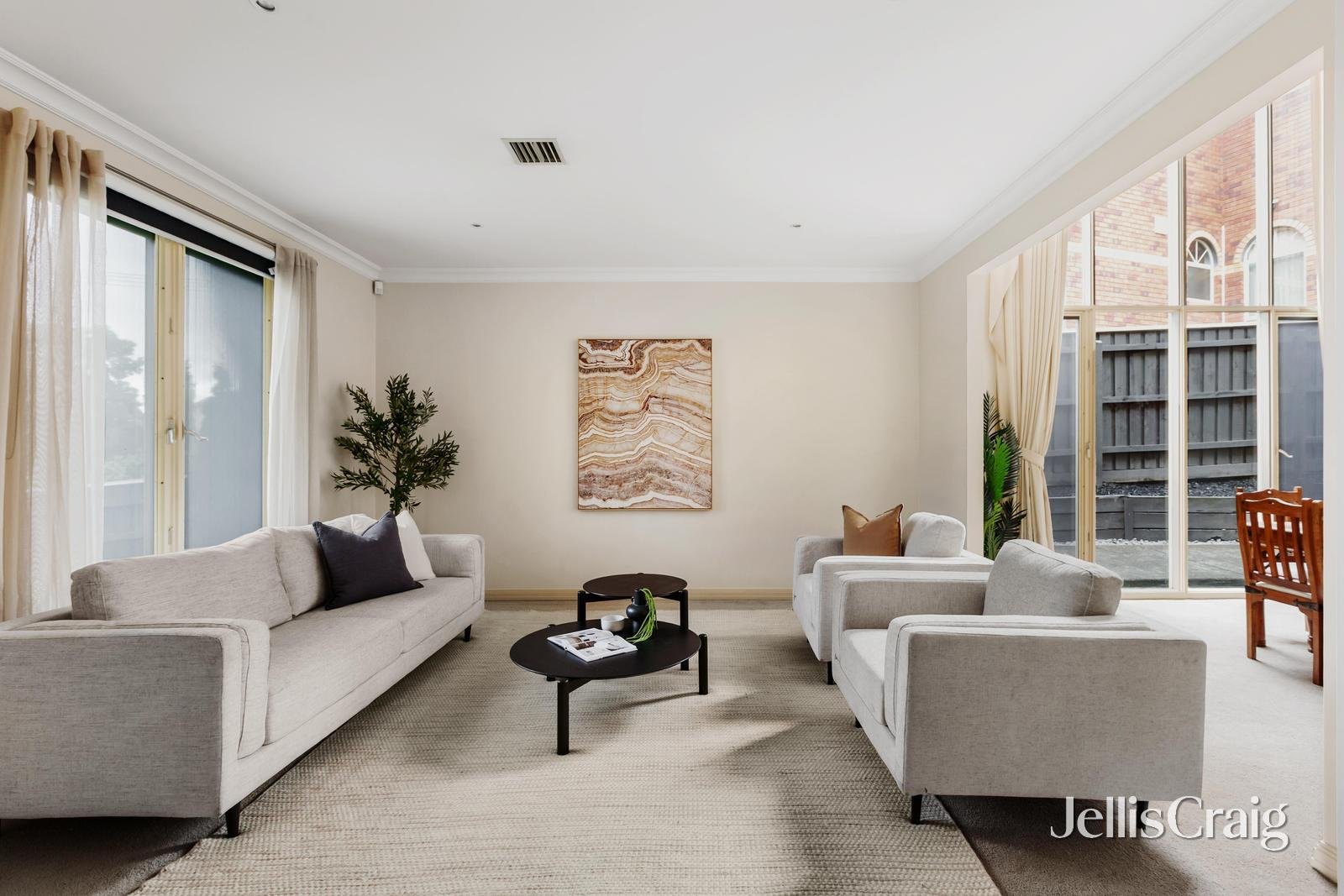 8 Wombat Court, Greensborough image 10