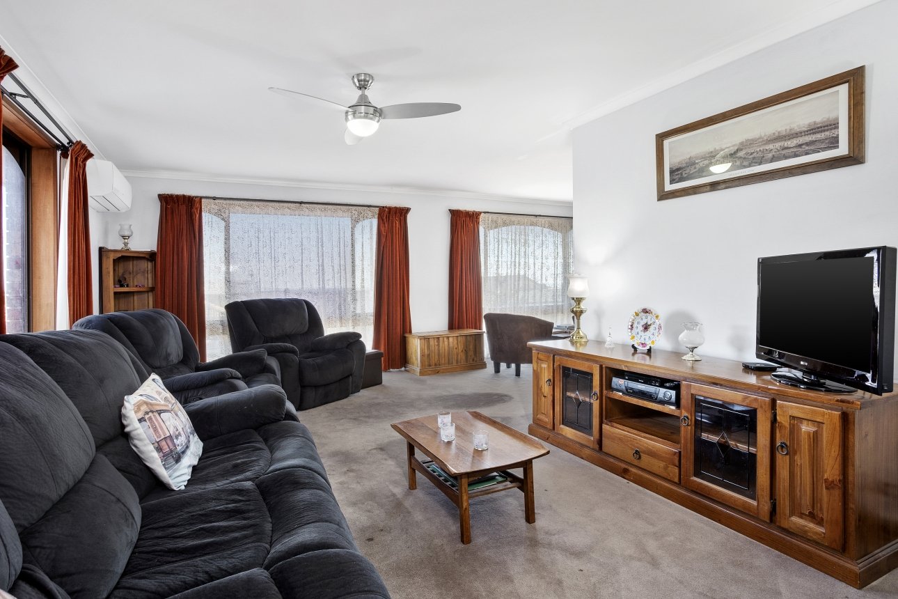 8 Woodleigh Close, Leopold image 4