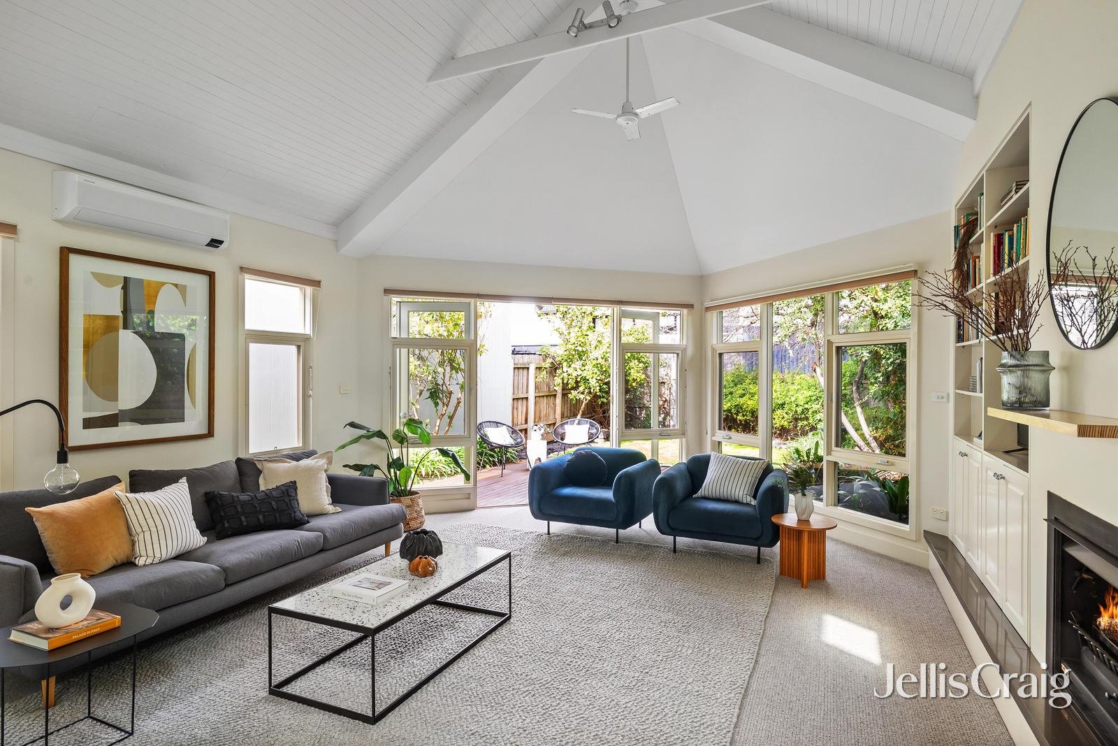 8 Wrights Terrace, Prahran image 2