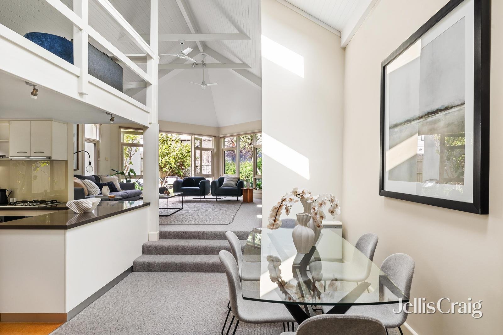 8 Wrights Terrace, Prahran image 3
