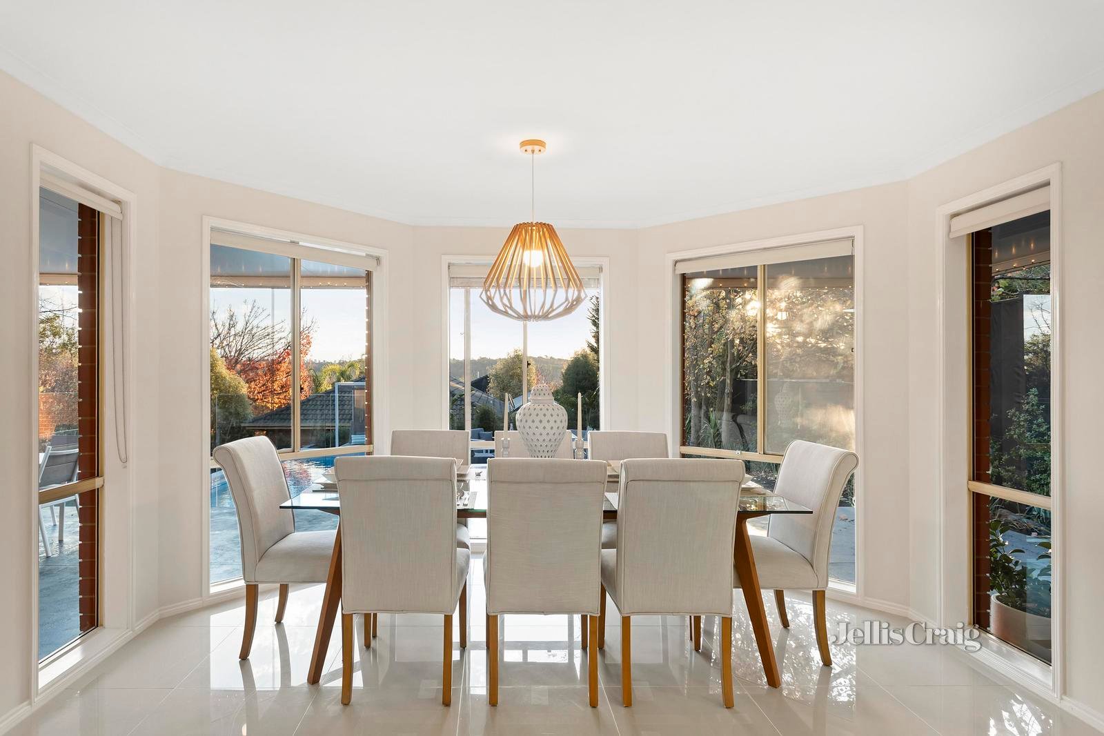 8 Yarraridge Drive, Chirnside Park image 10