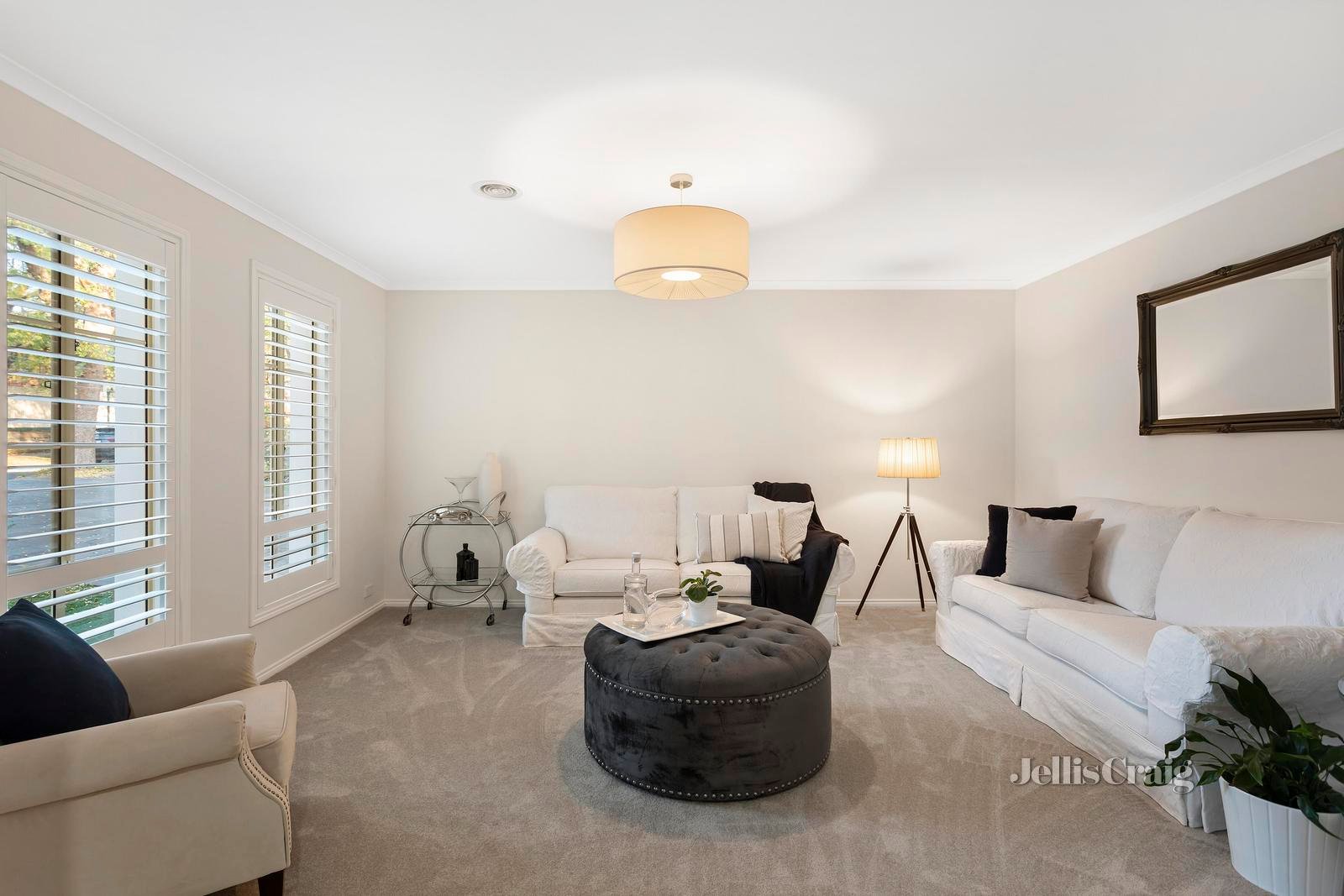 8 Yarraridge Drive, Chirnside Park image 16