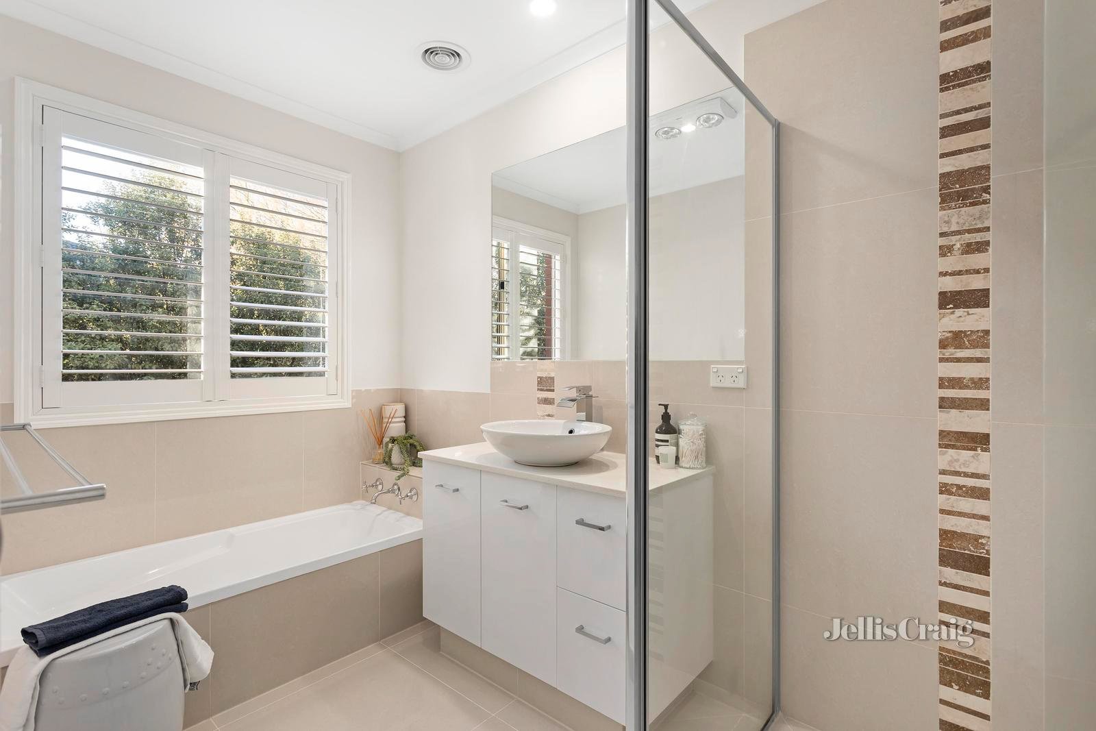8 Yarraridge Drive, Chirnside Park image 21