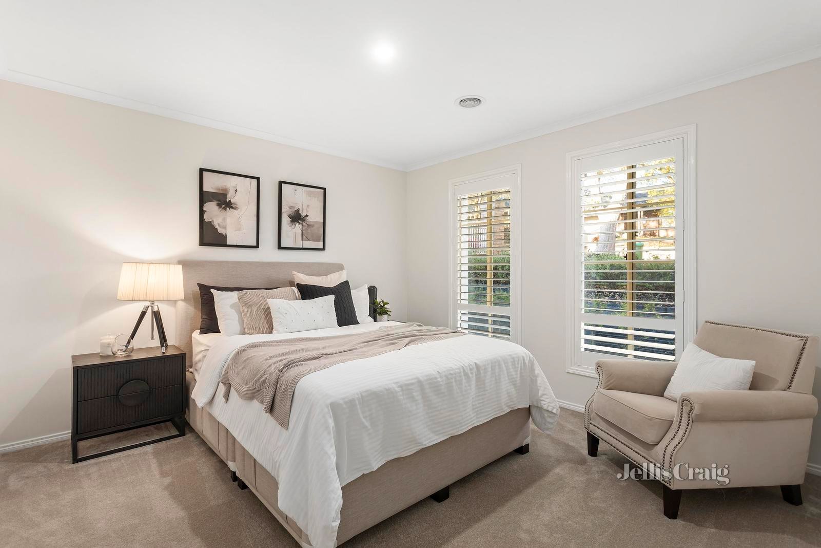 8 Yarraridge Drive, Chirnside Park image 22
