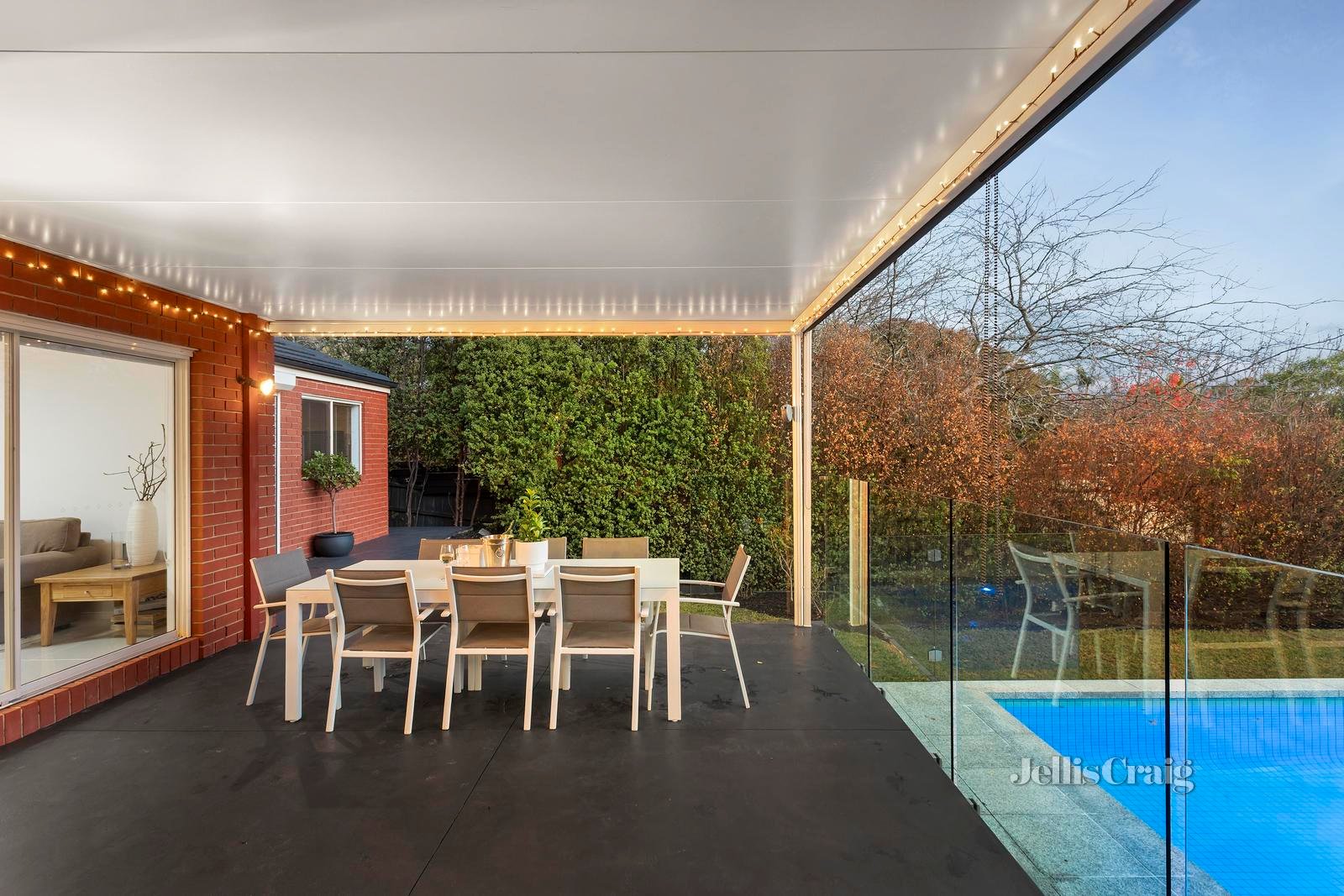 8 Yarraridge Drive, Chirnside Park image 27