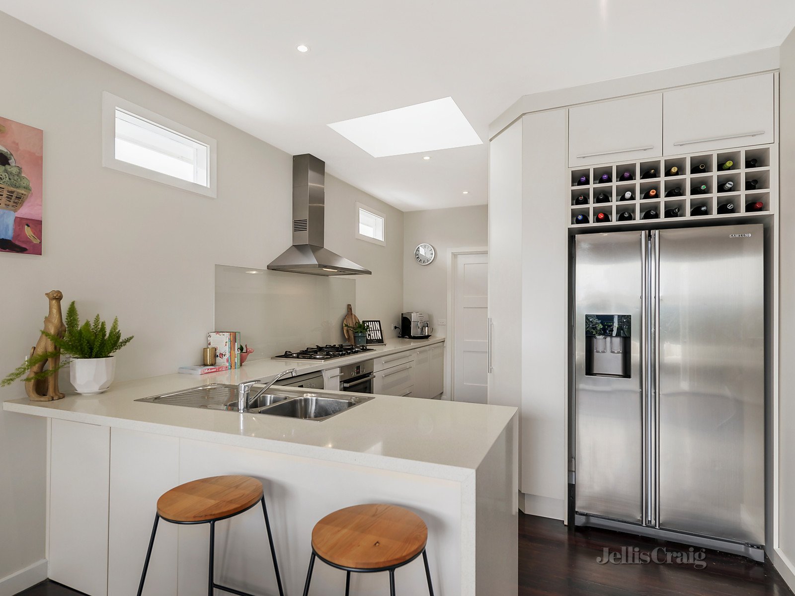 8 York Street, Bentleigh East image 3