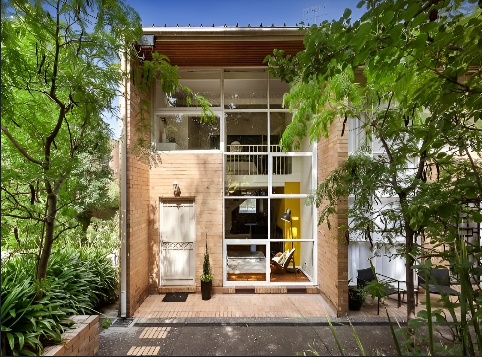 8 Younger Court, Kew image 1
