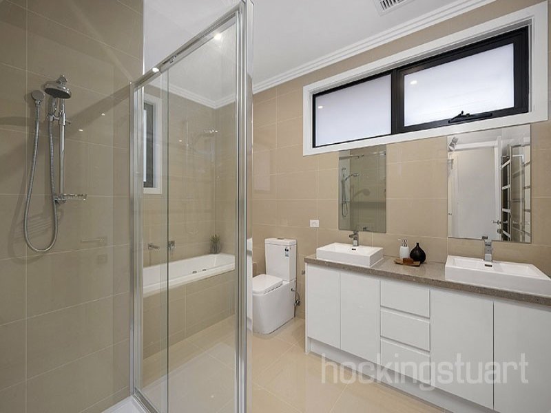 80 Belford Road, Kew East image 9