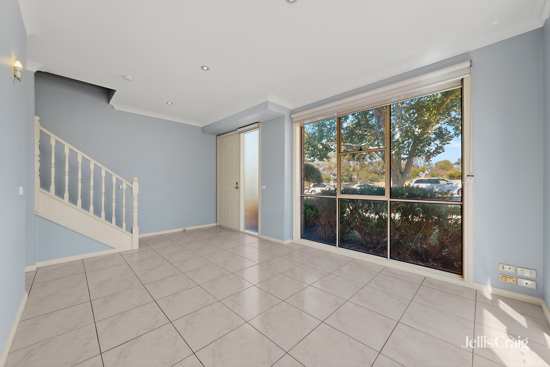 80 Carnarvon Road, Strathmore image 7