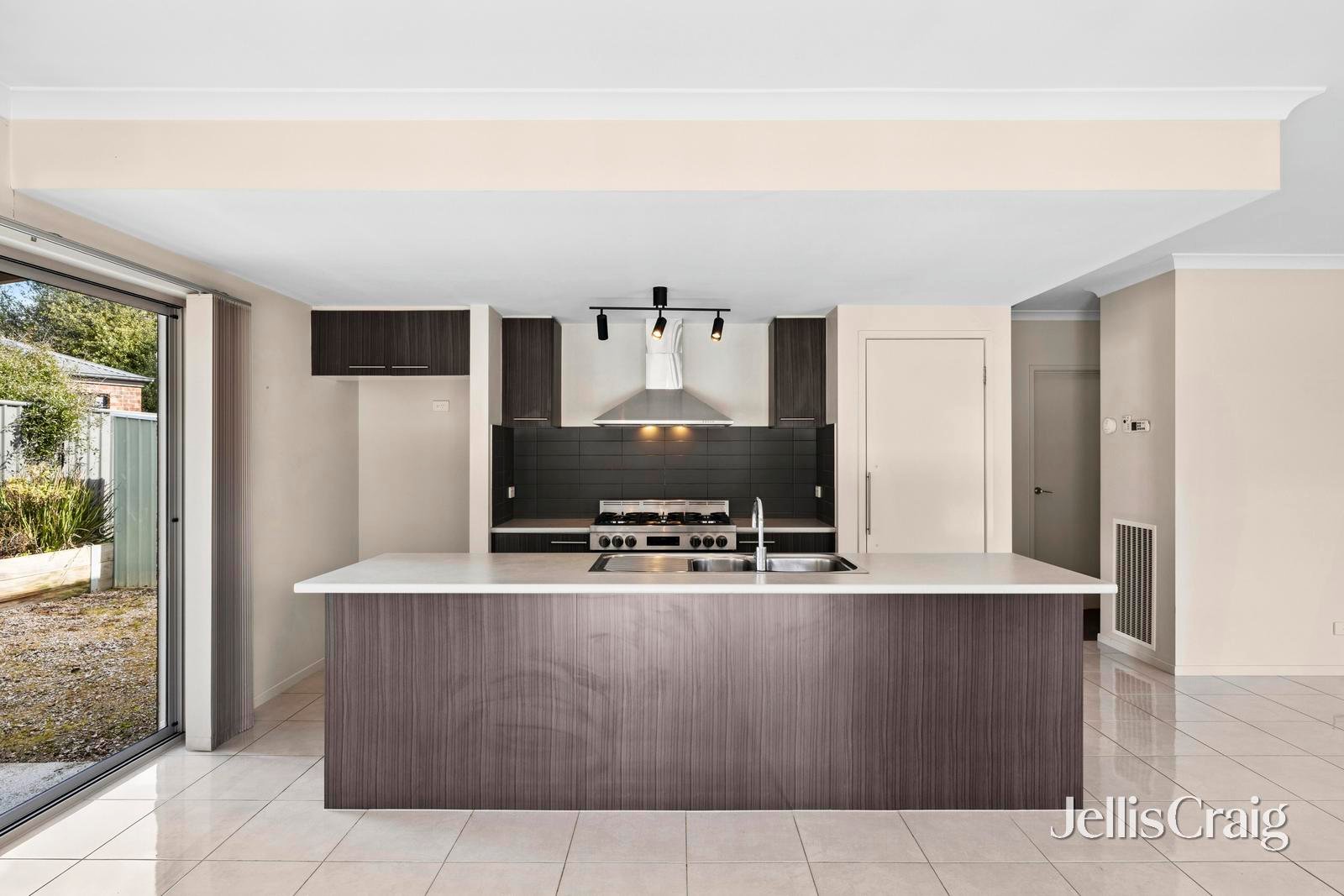 80 Caroline Chisholm Drive, Kyneton image 3