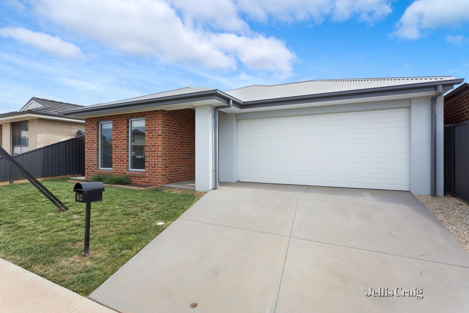 80 Cinnamon Drive, Lake Gardens image 1