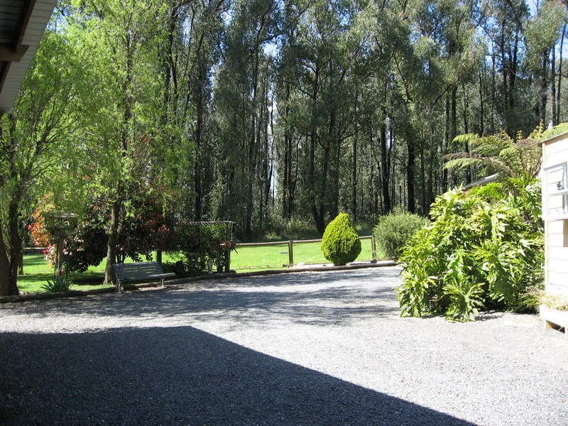 80 Crooke Road, Castella image 15