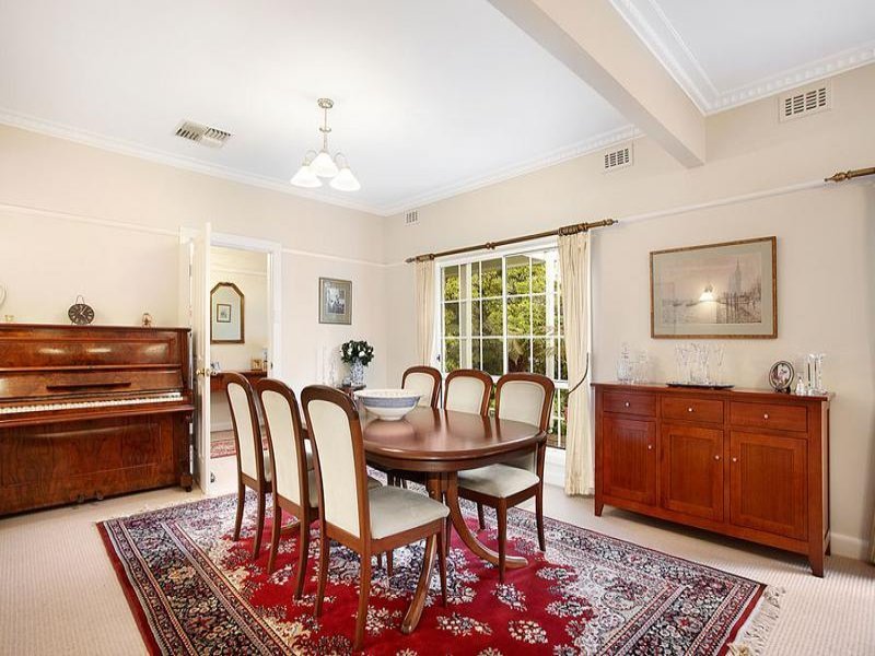 80 Dunloe Avenue, Mont Albert North image 3