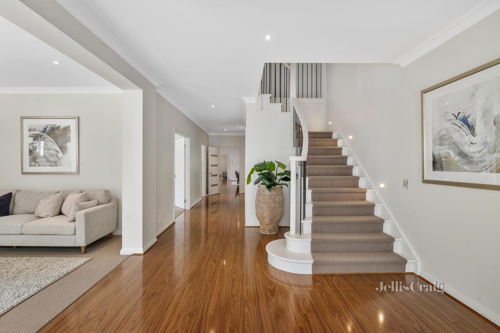 80 Great Valley Road, Glen Iris image 14