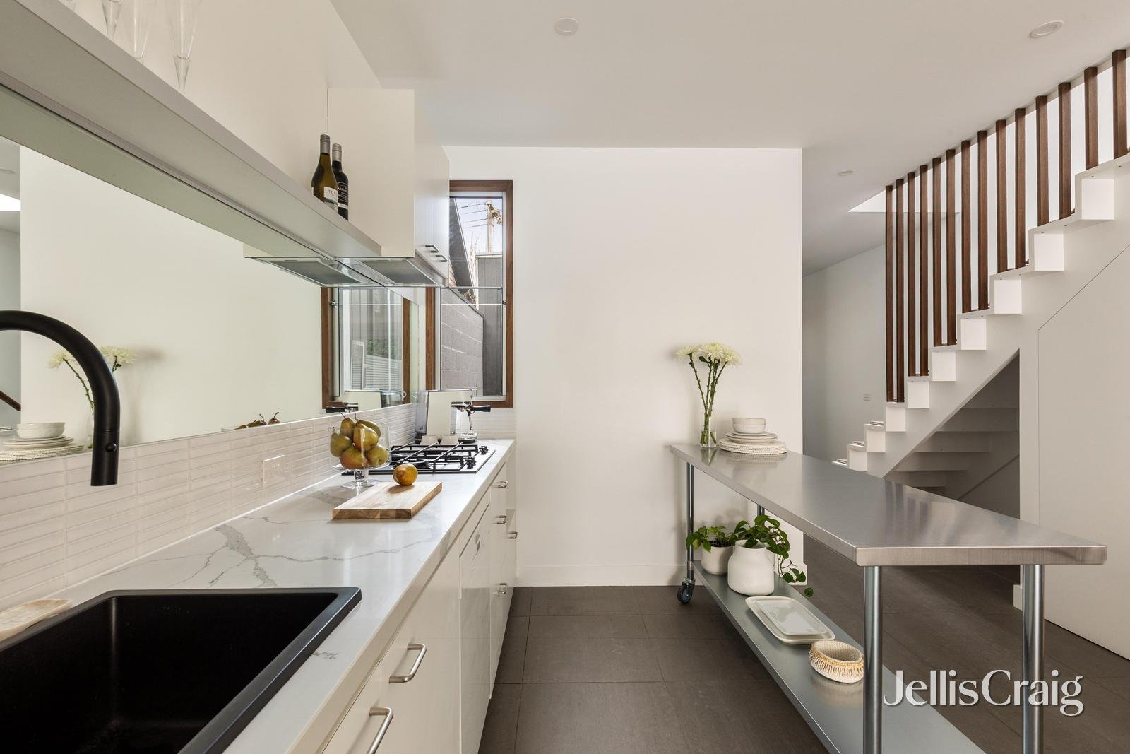 80 Keele Street, Collingwood image 6