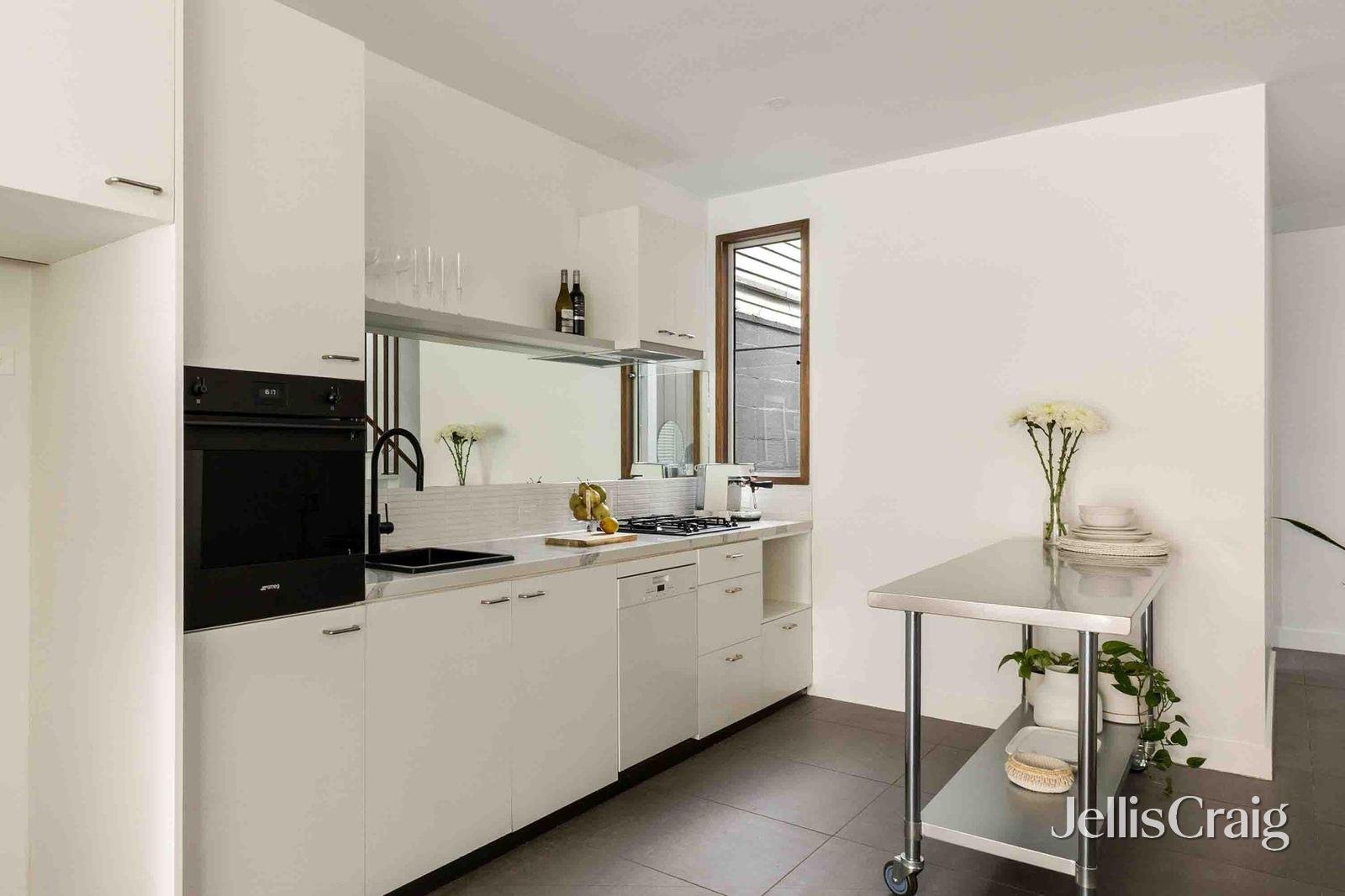 80 Keele Street, Collingwood image 7