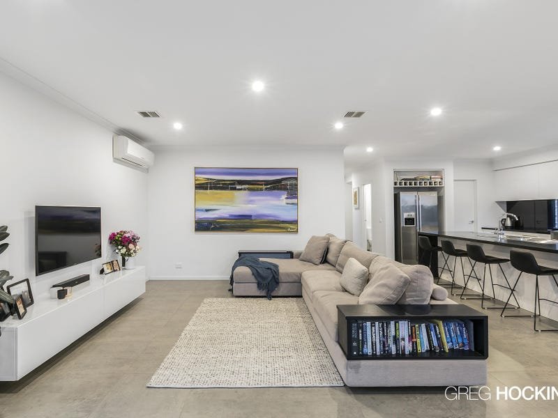 80 McIntyre Drive, Altona image 3