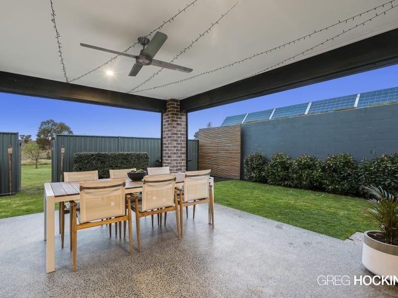 80 McIntyre Drive, Altona image 11