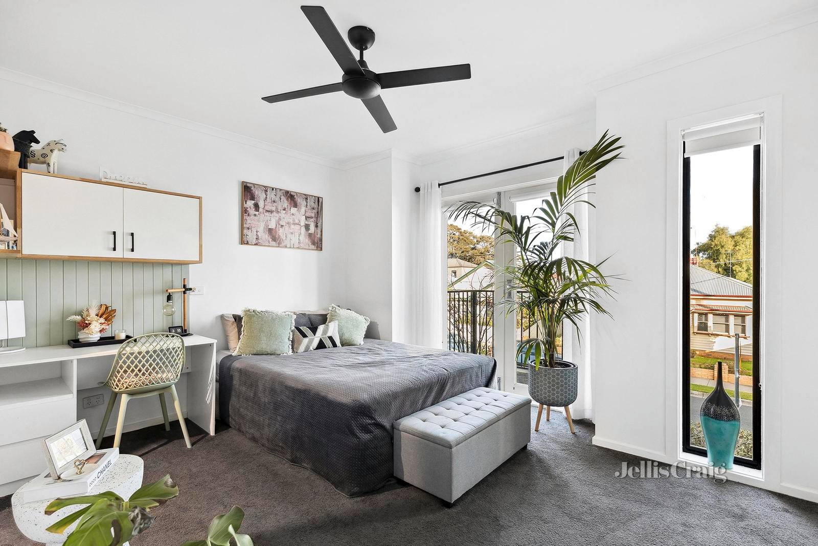 80 Russell Street, Newtown image 10