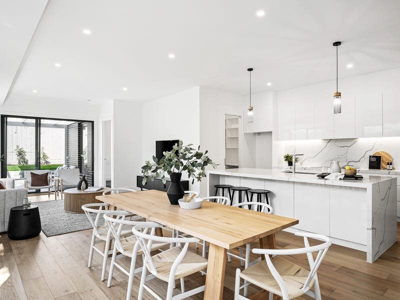 Property Gallery Thumbnail 2