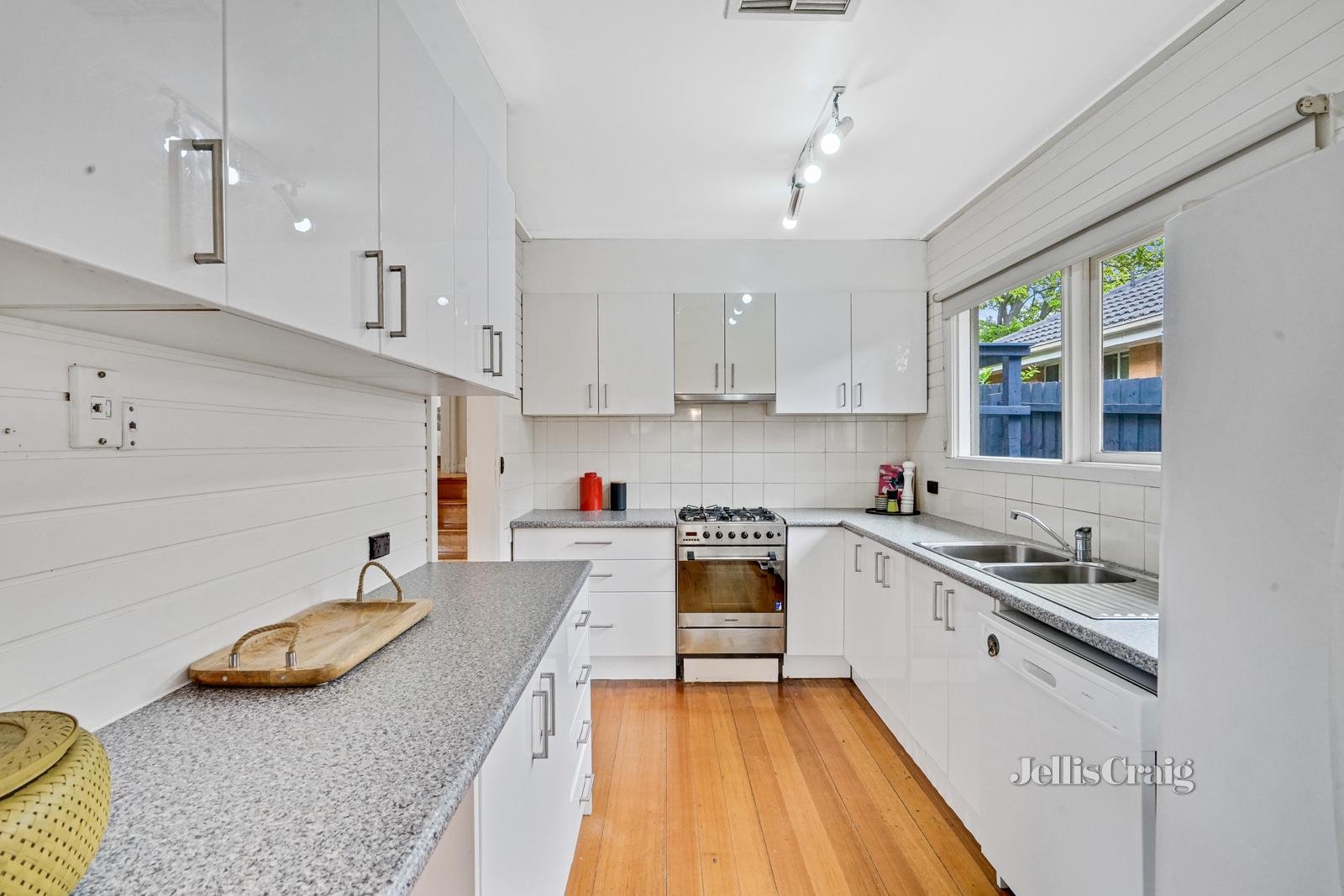 80 Wilga Street, Mount Waverley image 6