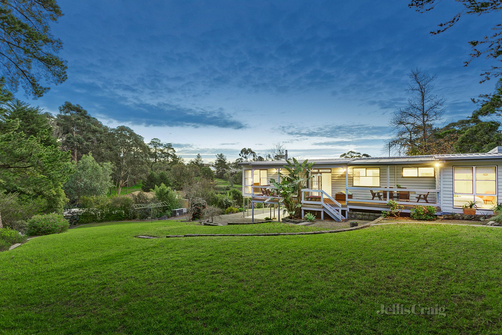 80 Woodhouse Road, Donvale image 2