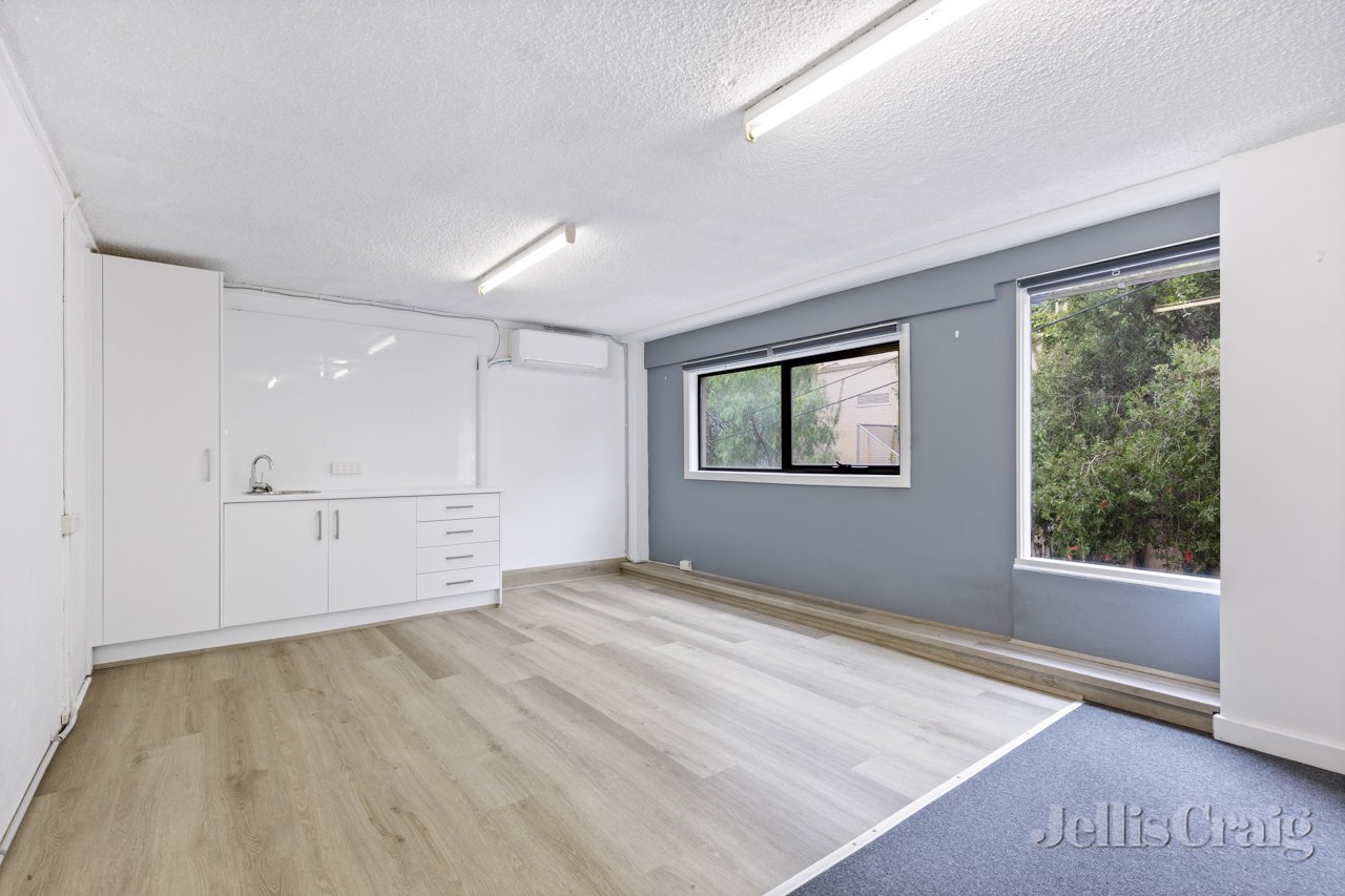 80 Yarra Street, Heidelberg image 3