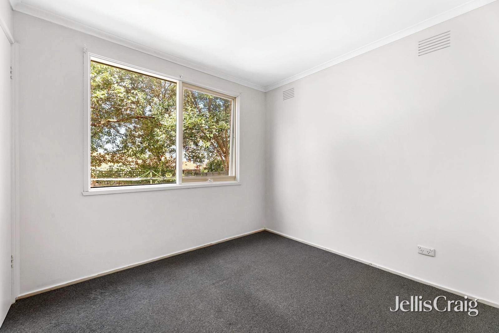 800 Ferntree Gully Road, Wheelers&nbsp;Hill image 9