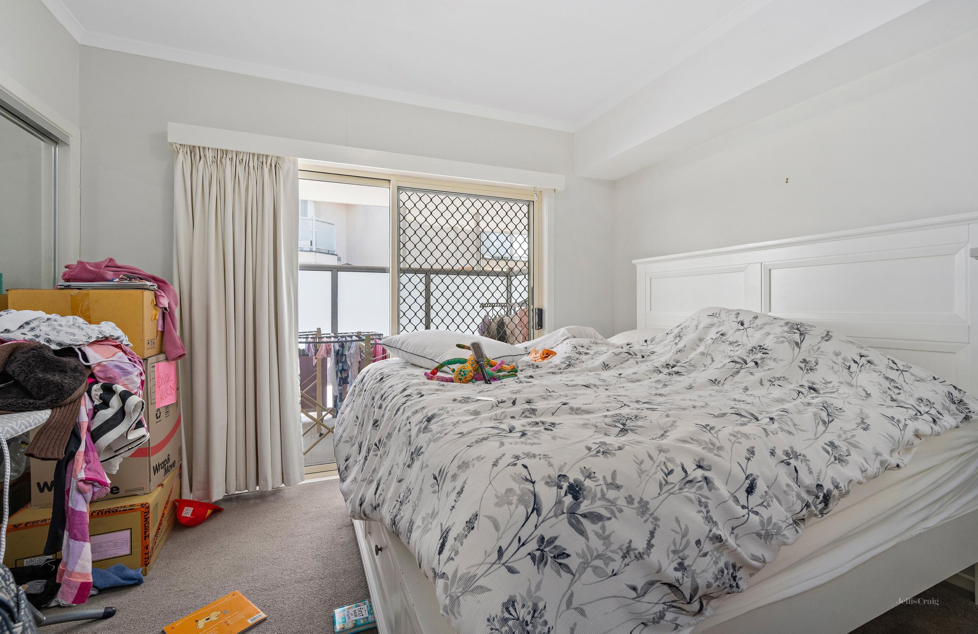 80/13-15 Hewish Road, Croydon image 4