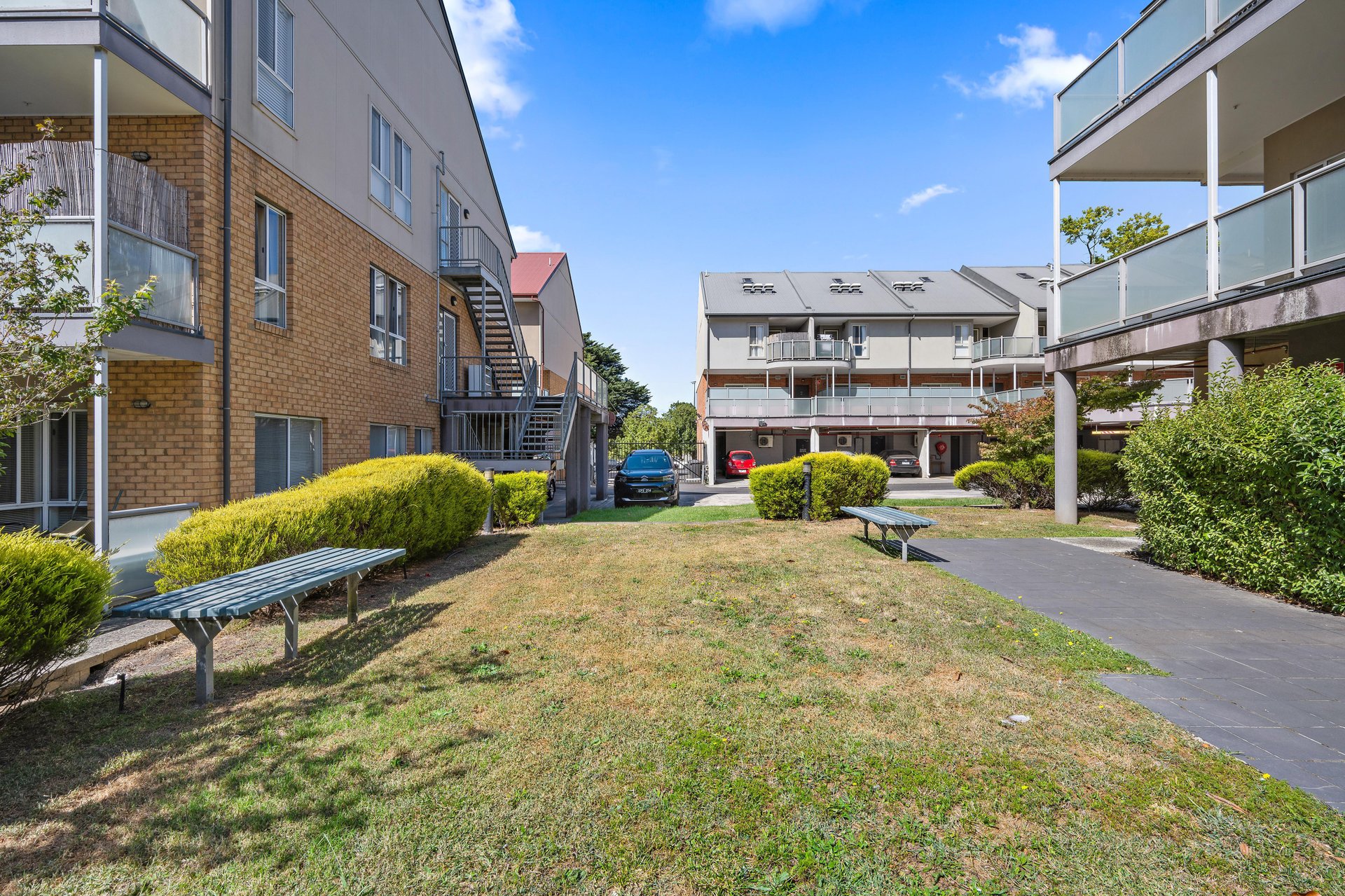 80/13-15 Hewish Road, Croydon image 9