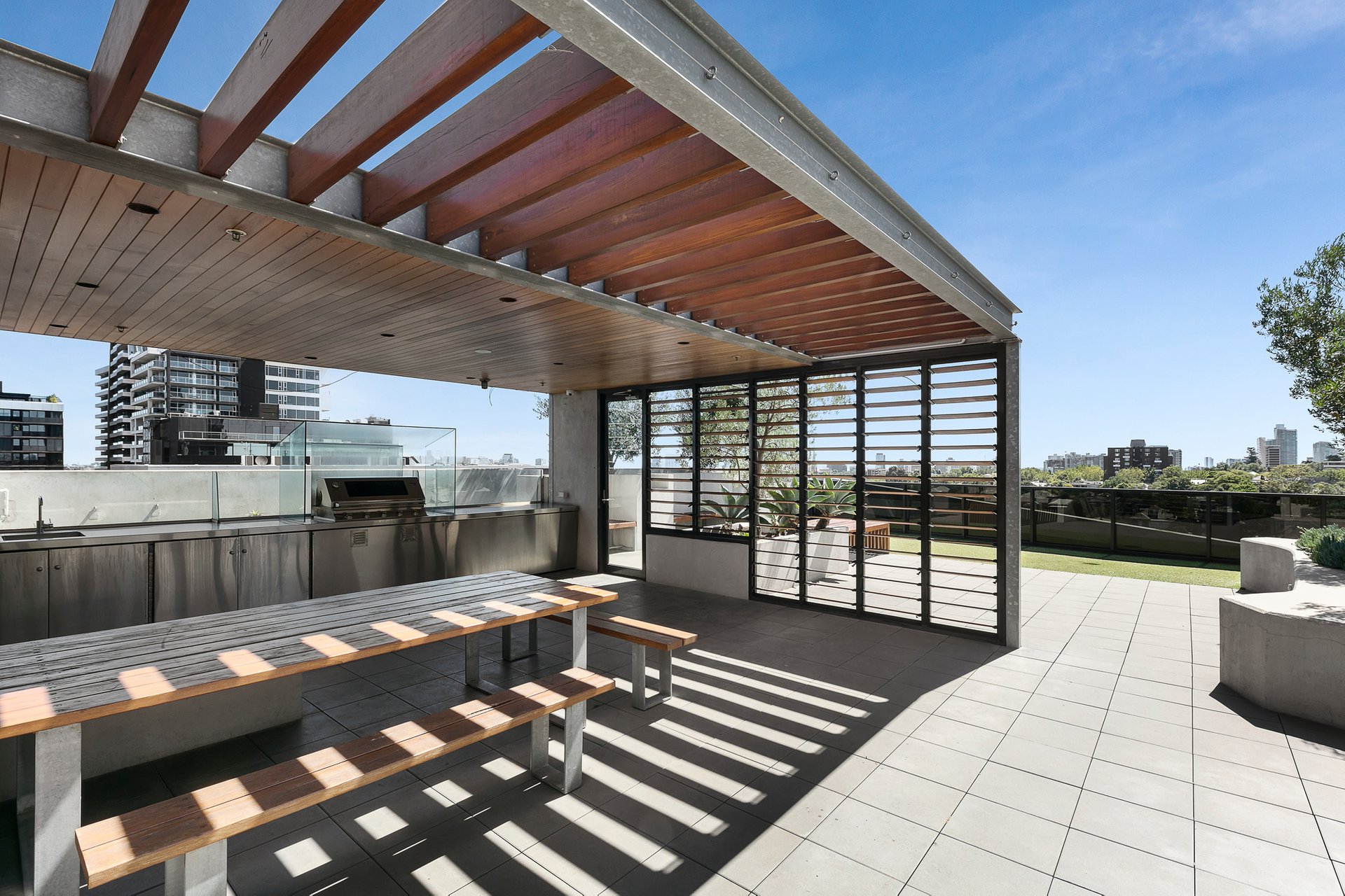 Property Gallery Thumbnail 6
