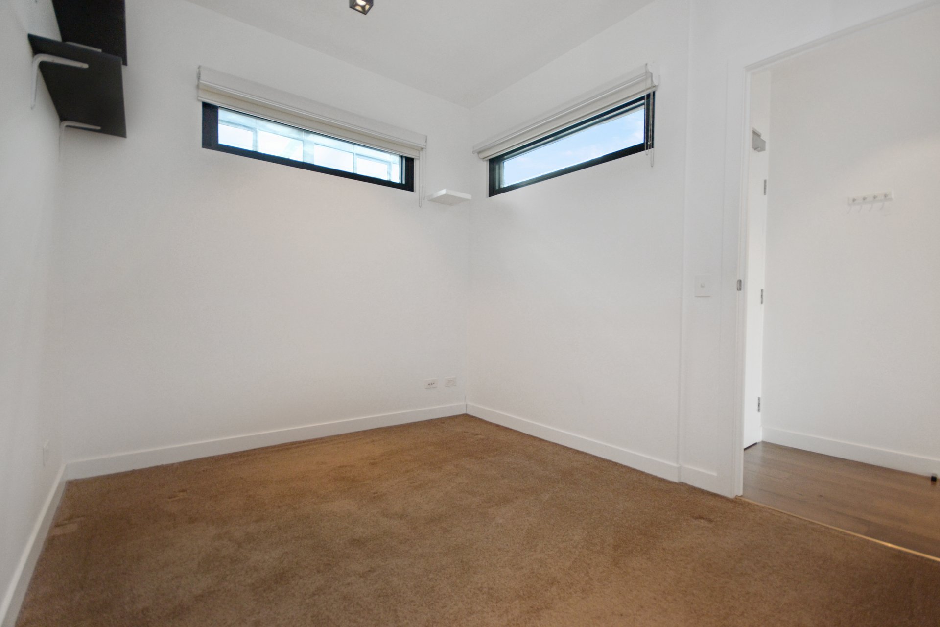 802/101 Tram Road, Doncaster image 4