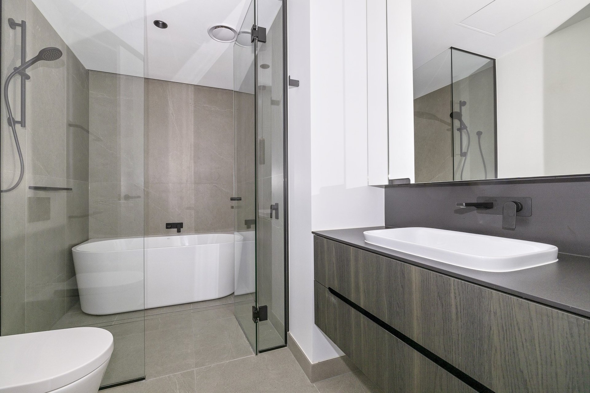 802/112 High Street, Kew image 5