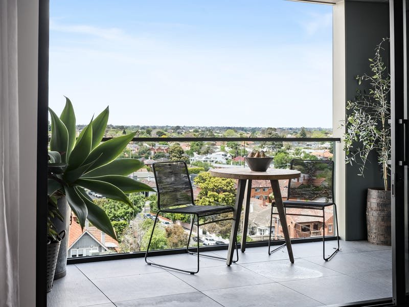 Property Gallery Thumbnail 6
