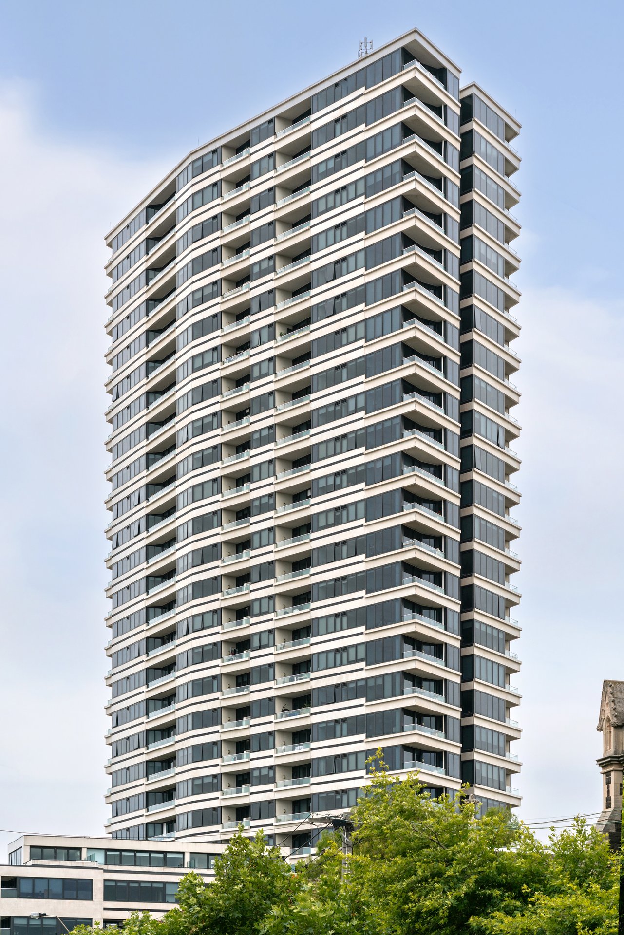 Property Gallery - Main Image