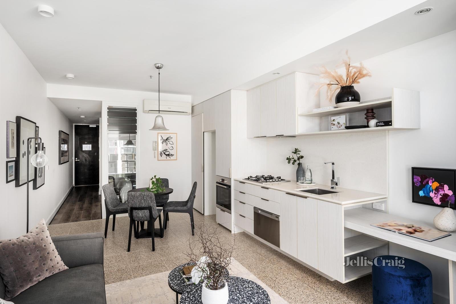 802/45 Claremont Street, South Yarra image 2