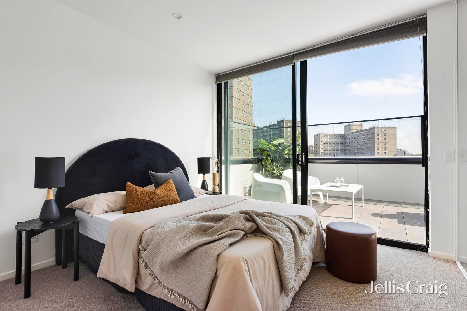 802/495 Rathdowne Street, Carlton image 5
