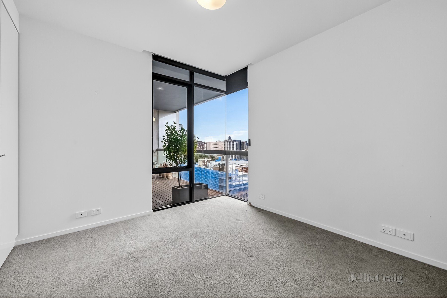 802/668 Swanston Street, Carlton image 4